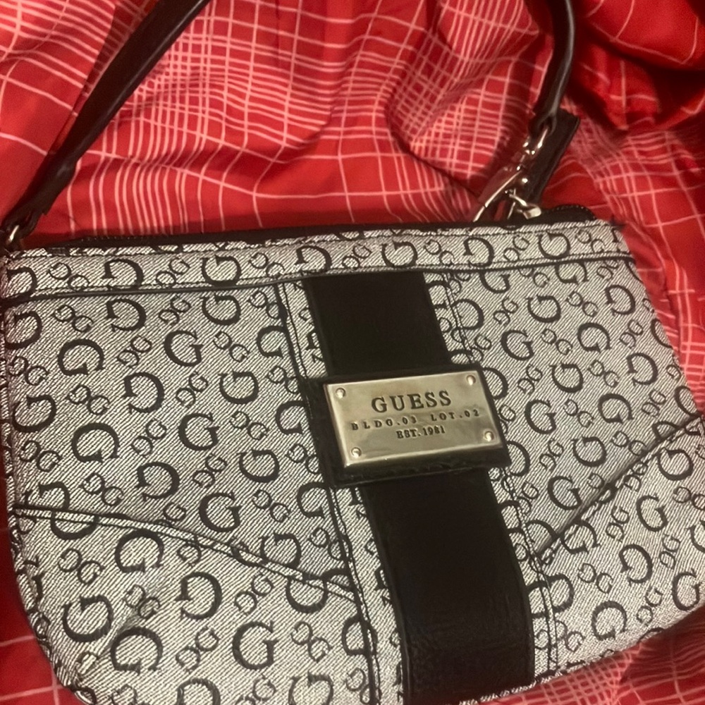 GUESS Black and Gray Women's wristlet